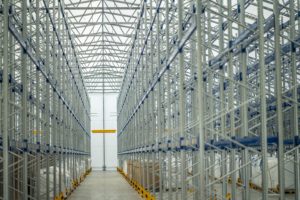 Finest-Hall Factory OÜ toodetud ja paigaldatud PVC hall mõõtudega 30x88m, kõrgusega 6,5m Stark Locistics AS-le.