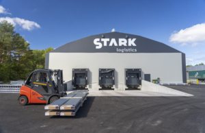Finest-Hall Factory OÜ toodetud ja paigaldatud PVC hall mõõtudega 30x88m, kõrgusega 6,5m Stark Locistics AS-le.