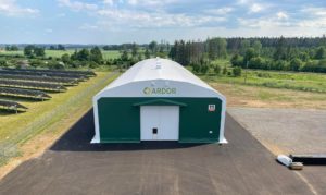 Finest-Hall Factory OÜ toodetud ja paigaldatud puistehall mõõtudega 20x72m, kõrgusega 7m Ardor OÜ-le. Puistehall on sobilik ladustamiseks viljale, pelletile, graanulitele.