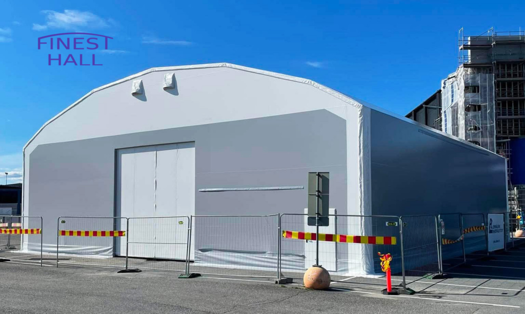 En PVC-hall med måtten 20 × 24 m och en höjd på 5,6 meter, tillverkad och monterad av Finest-Hall Factory OÜ för Kesko Oyj.