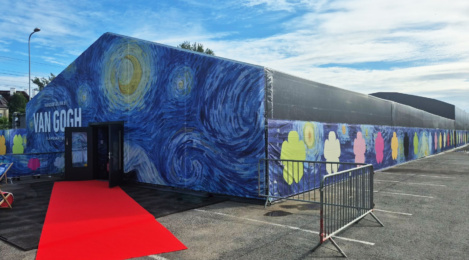 En PVC-hall med måtten 13,5 × 12,6 m och en höjd på 5,5 meter, tillverkad och monterad av Finest-Hall Factory OÜ för PoCo Experience OÜ.